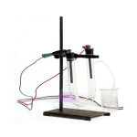 Apparatus for the Electrolysis of Salts
